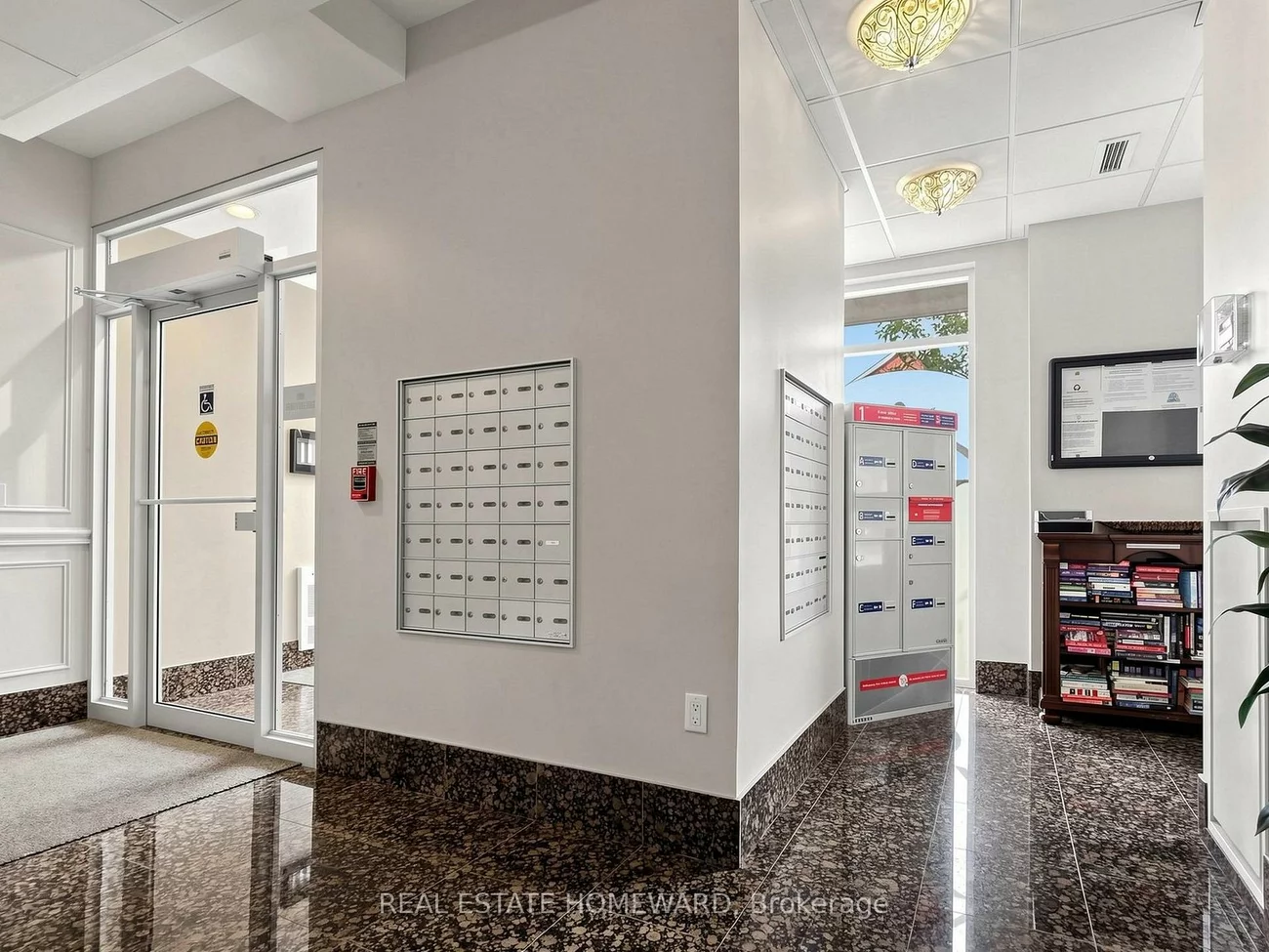 15450, Yonge, Aurora Heights, Aurora