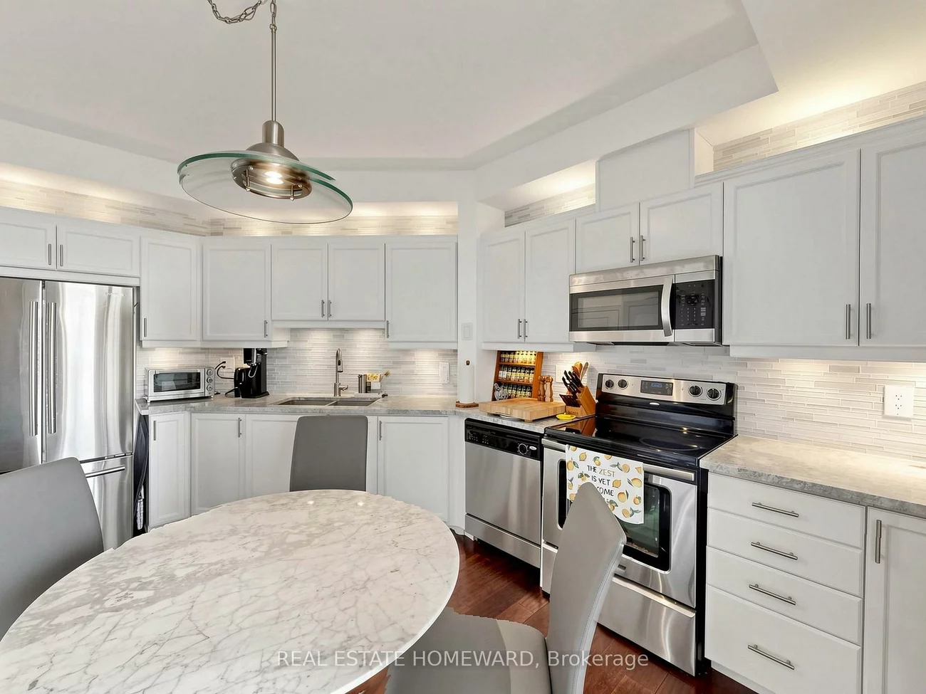 15450, Yonge, Aurora Heights, Aurora