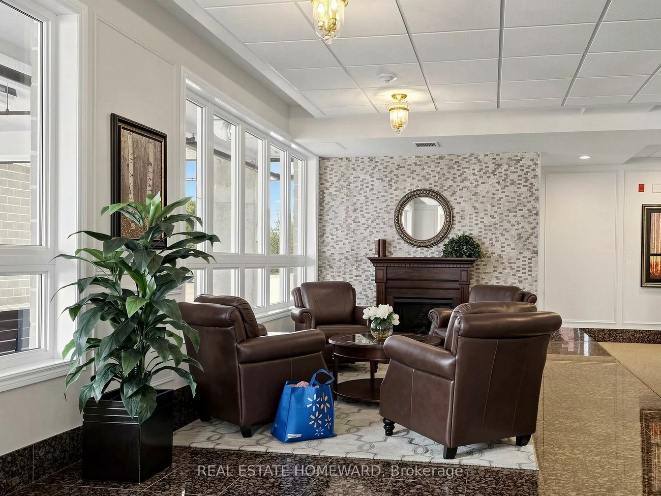 15450, Yonge, Aurora Heights, Aurora