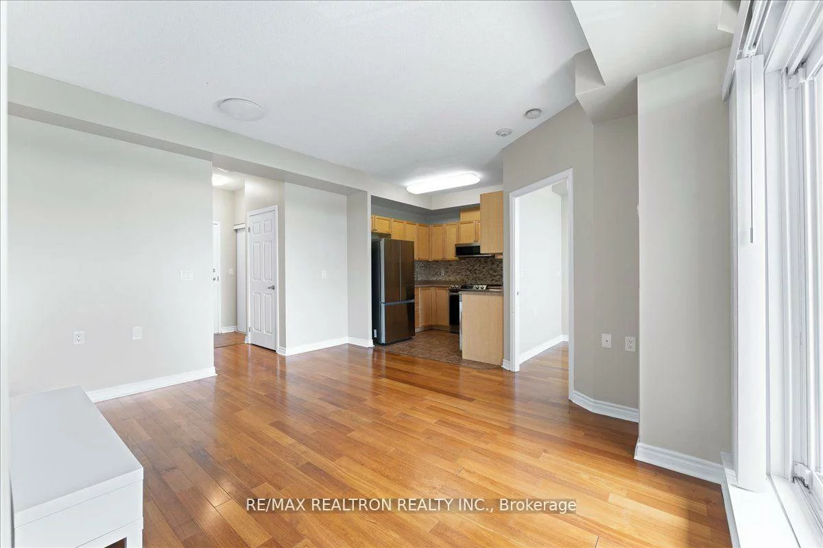 15450, Yonge, Aurora Heights, Aurora