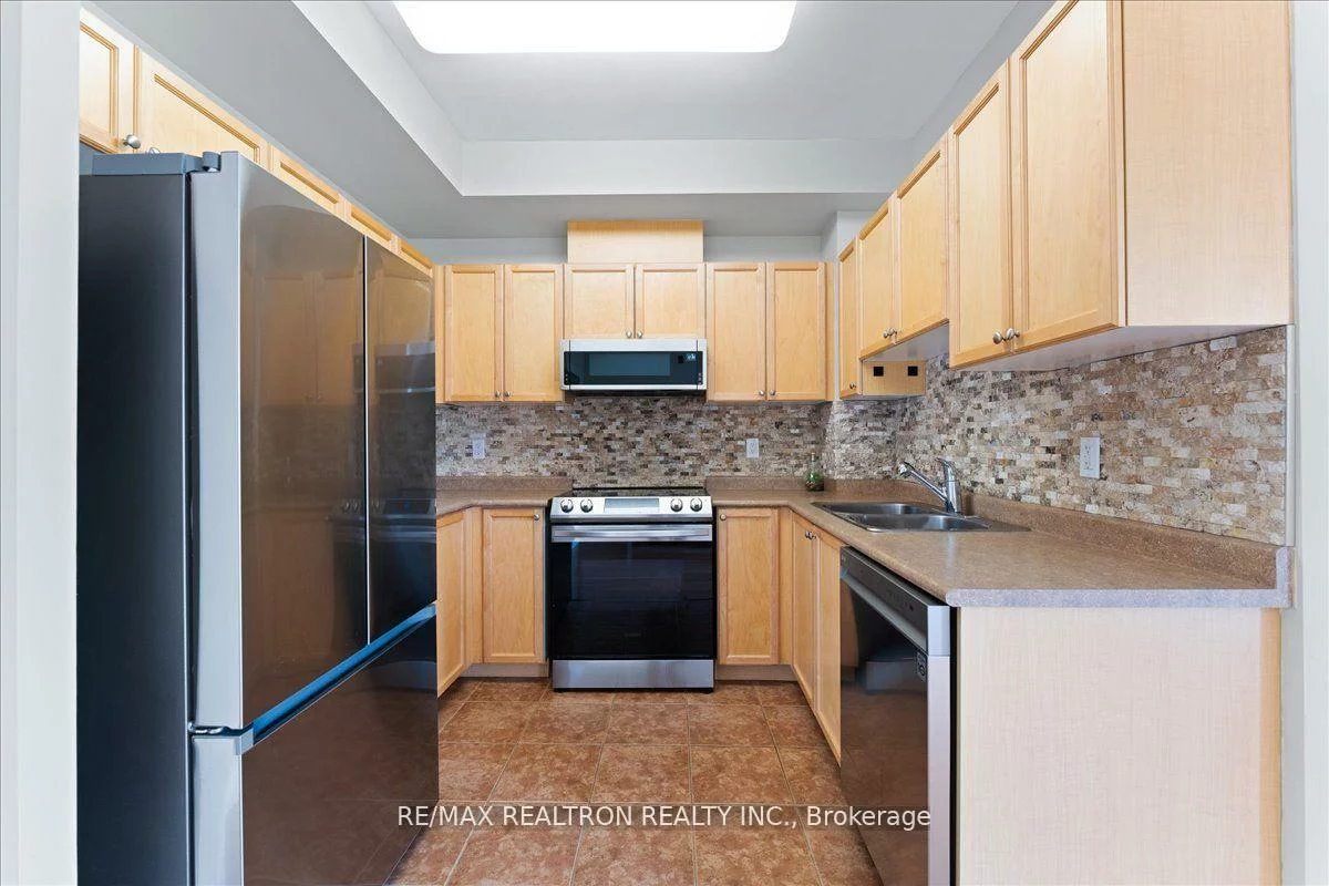 15450, Yonge, Aurora Heights, Aurora