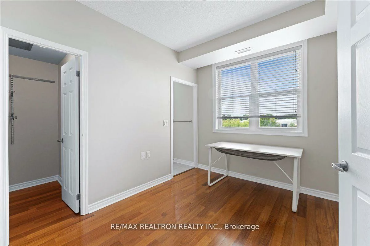 15450, Yonge, Aurora Heights, Aurora