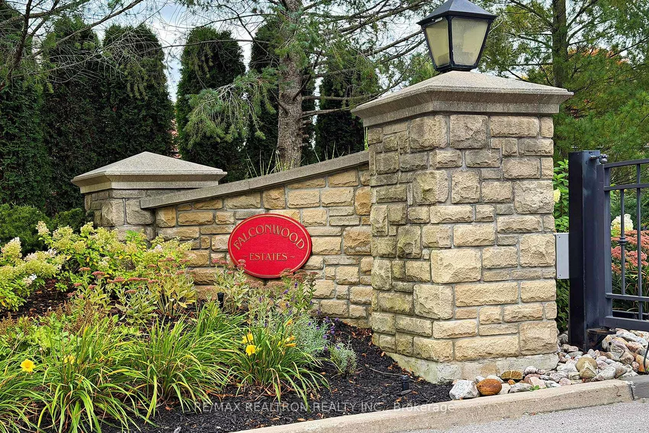 412, Falconwood Hollow, Aurora Estates, Aurora