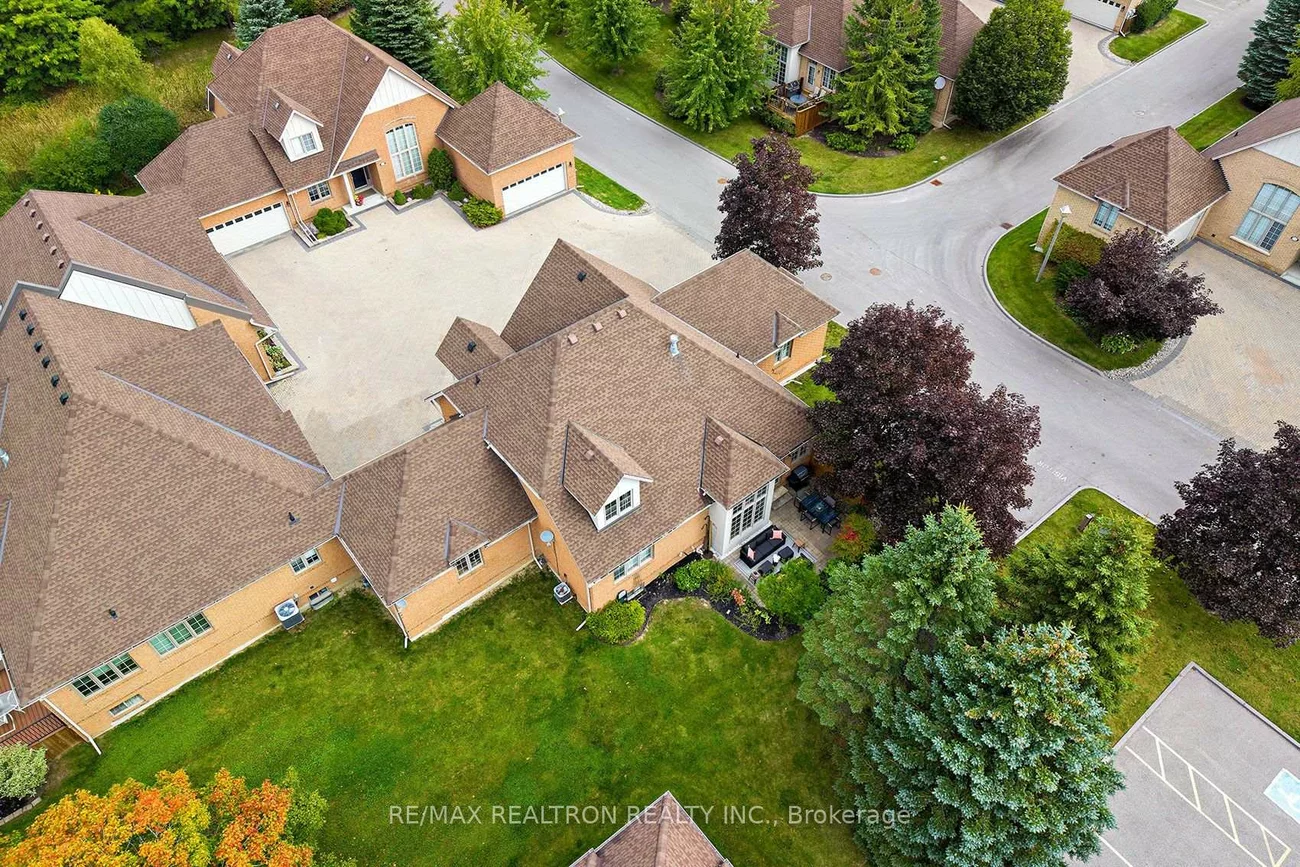 412, Falconwood Hollow, Aurora Estates, Aurora