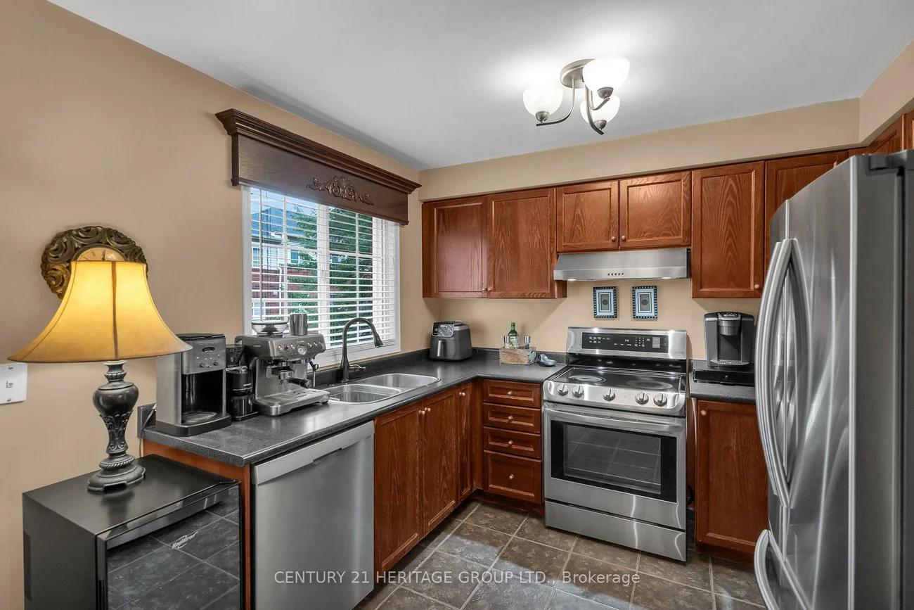 83, Mosaics, Aurora Highlands, Aurora