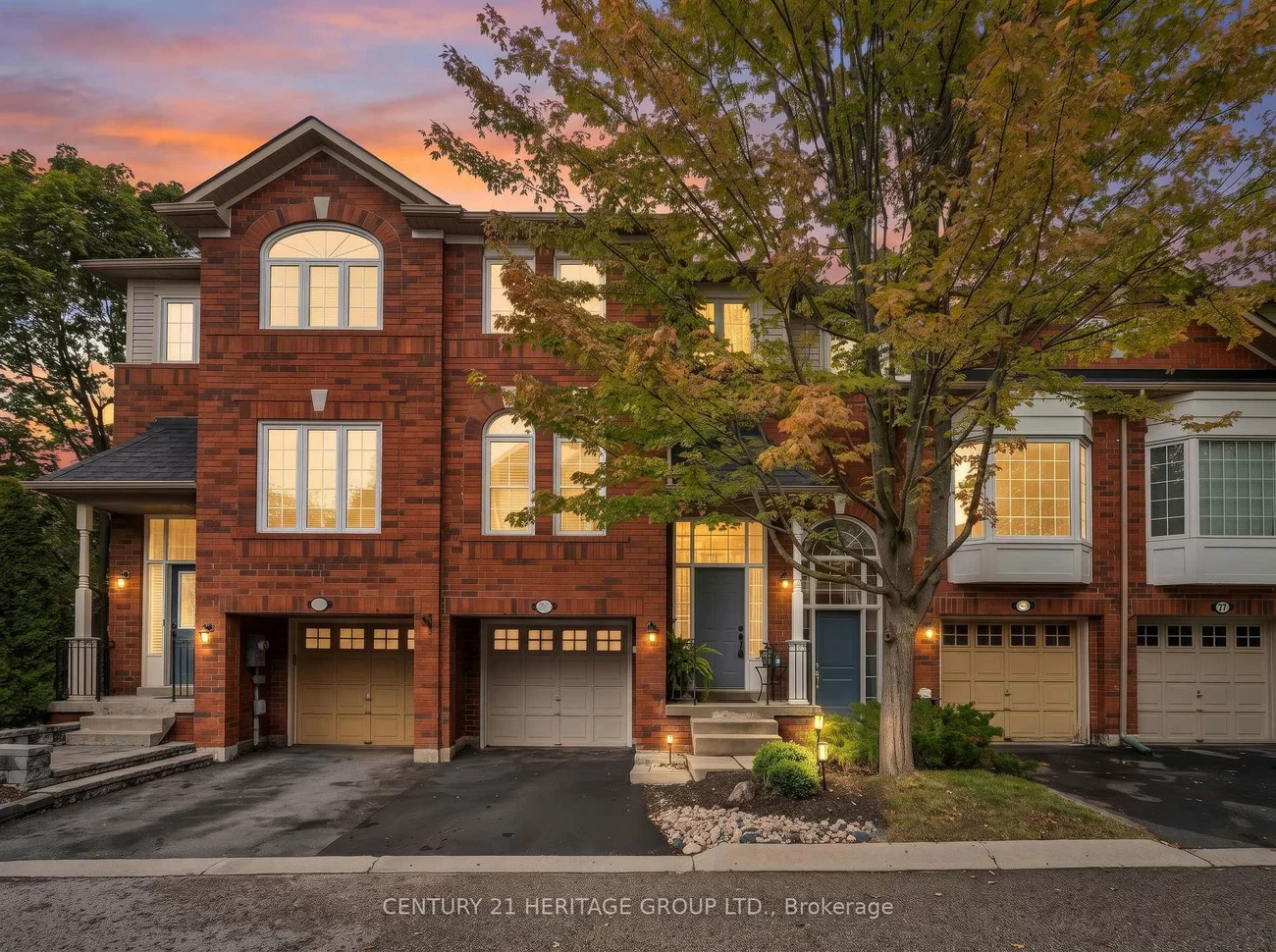 83, Mosaics, Aurora Highlands, Aurora