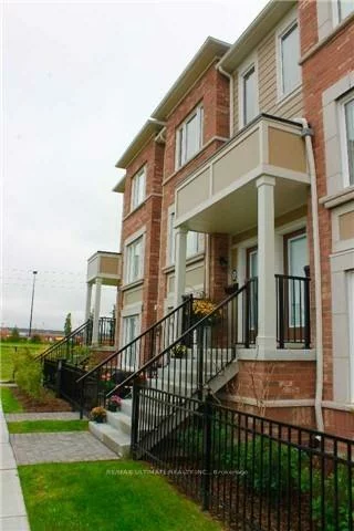 26, Walter Dove, Bayview Wellington, Aurora