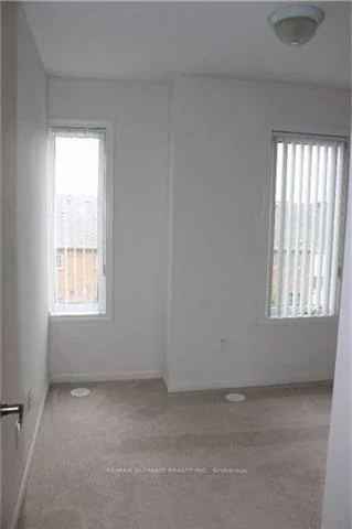 26, Walter Dove, Bayview Wellington, Aurora