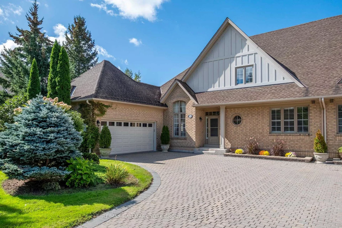422, Falconwood, Aurora Estates, Aurora