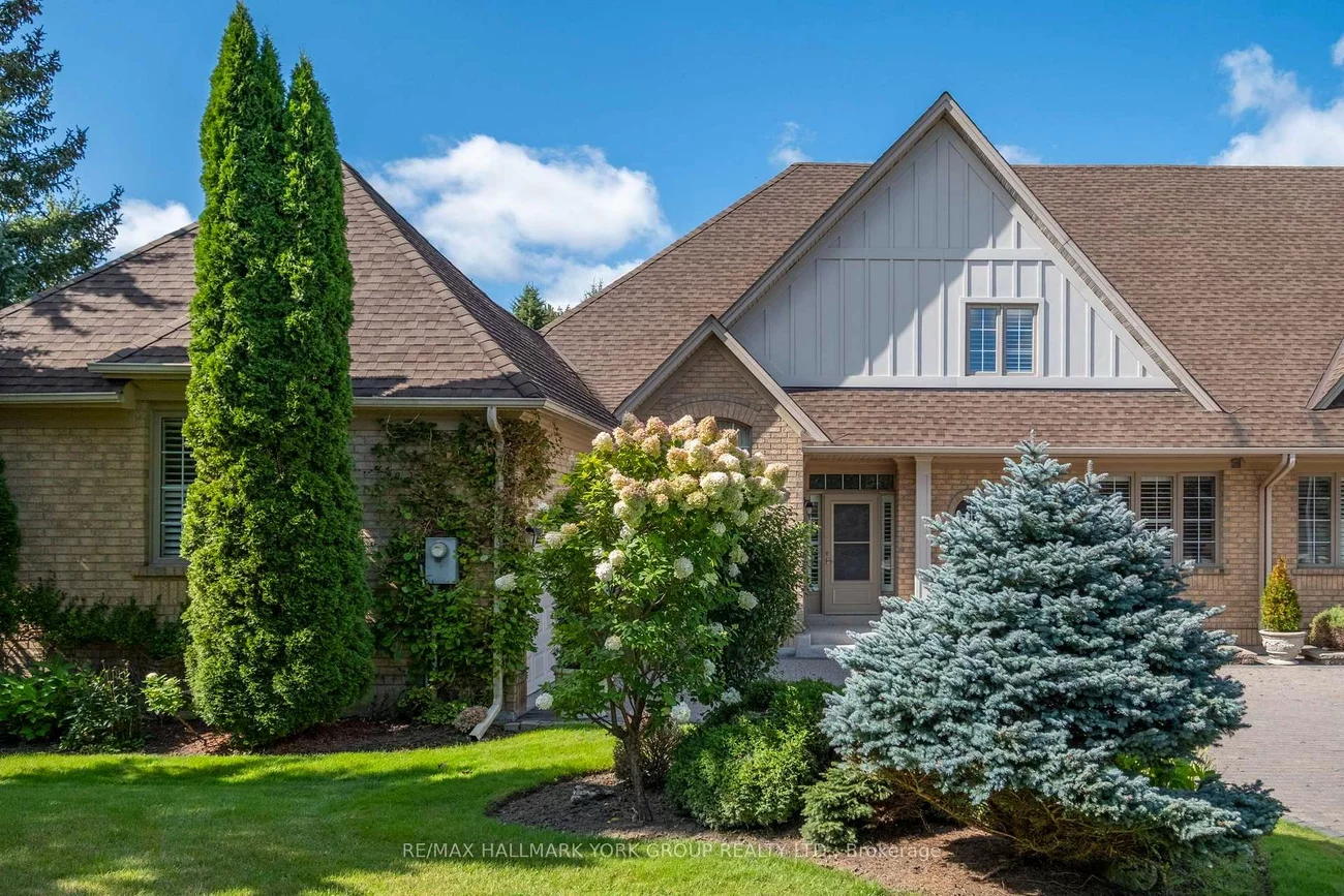 422, Falconwood, Aurora Estates, Aurora