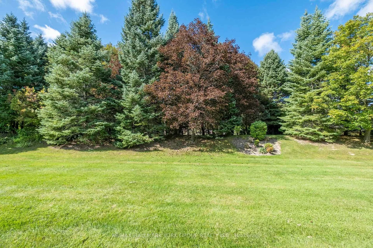 422, Falconwood, Aurora Estates, Aurora