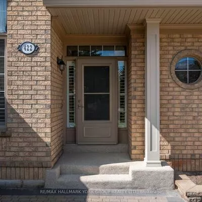 422, Falconwood, Aurora Estates, Aurora