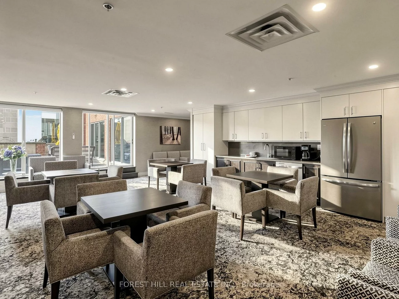 14924, Yonge, Aurora Highlands, Aurora