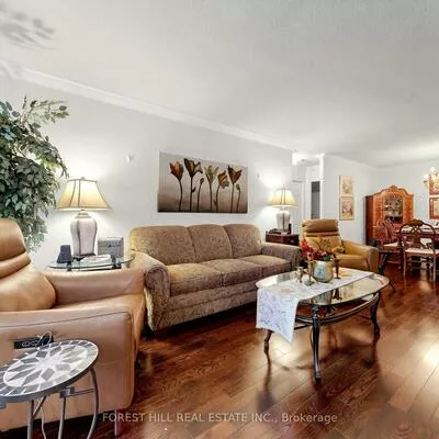14924, Yonge, Aurora Highlands, Aurora