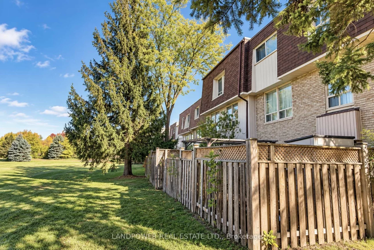 106, Poplar, Aurora Highlands, Aurora