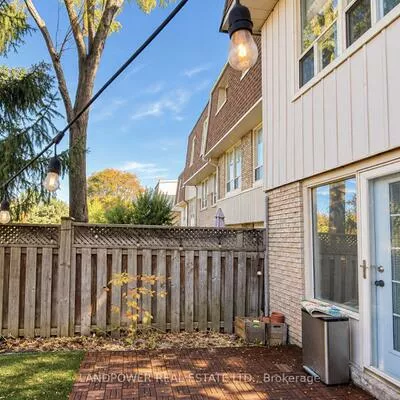 106, Poplar, Aurora Highlands, Aurora