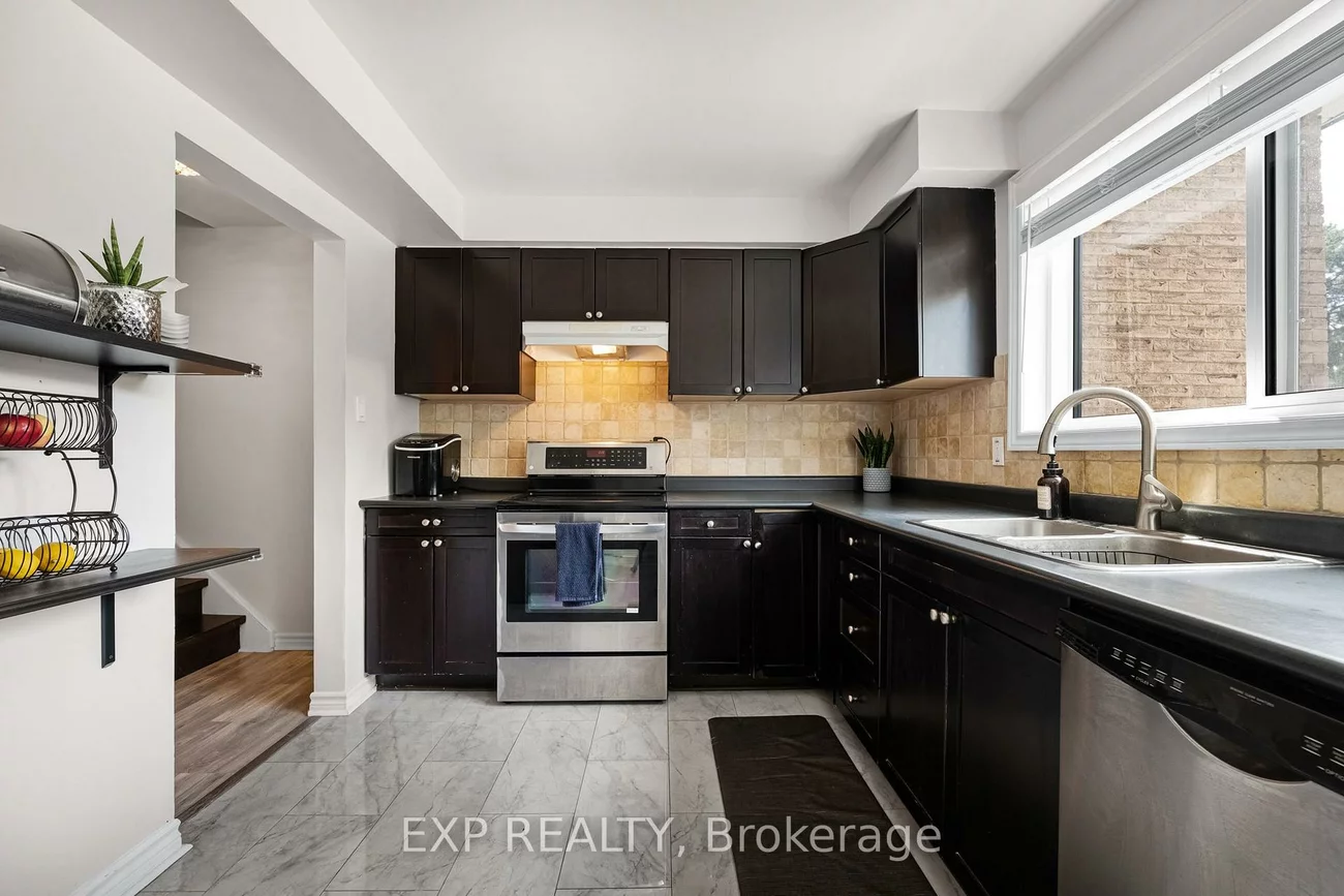 6, Poplar, Aurora Highlands, Aurora