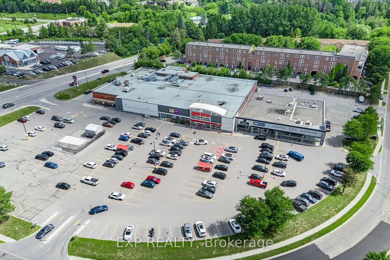 6, Poplar, Aurora Highlands, Aurora