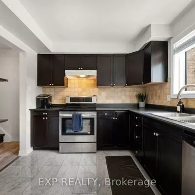 6, Poplar, Aurora Highlands, Aurora