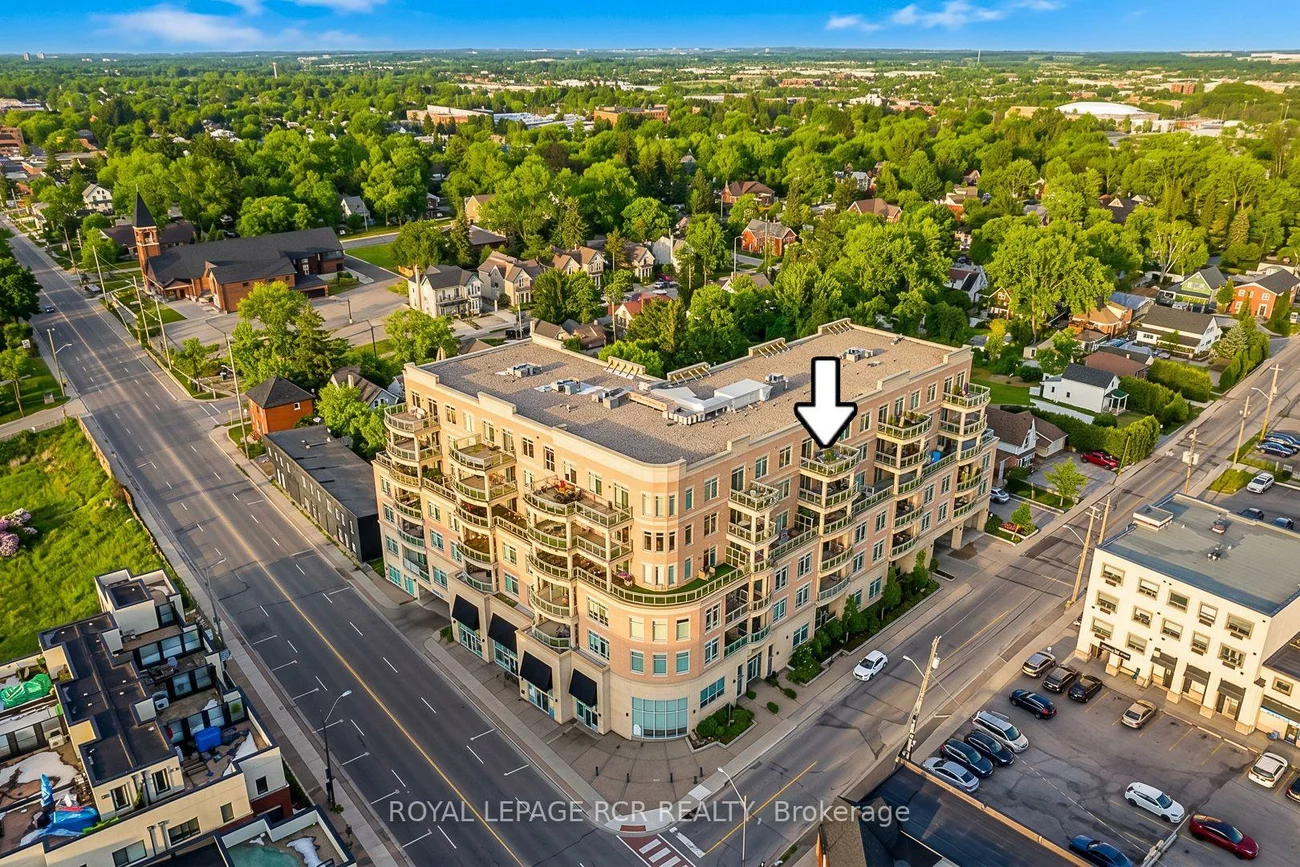 15277, Yonge, Aurora Village, Aurora