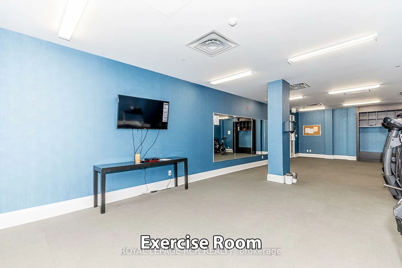 15277, Yonge, Aurora Village, Aurora