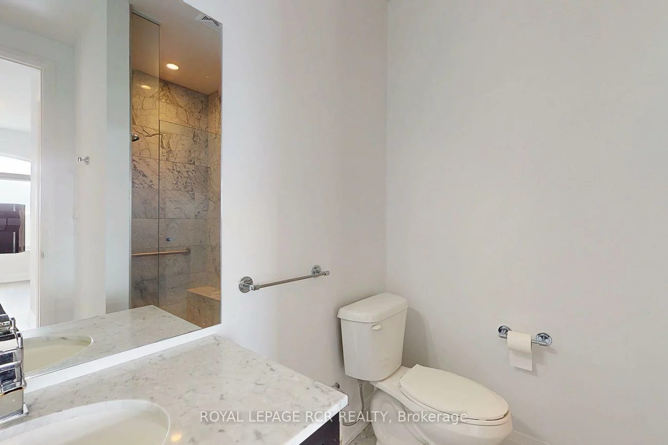 15277, Yonge, Aurora Village, Aurora