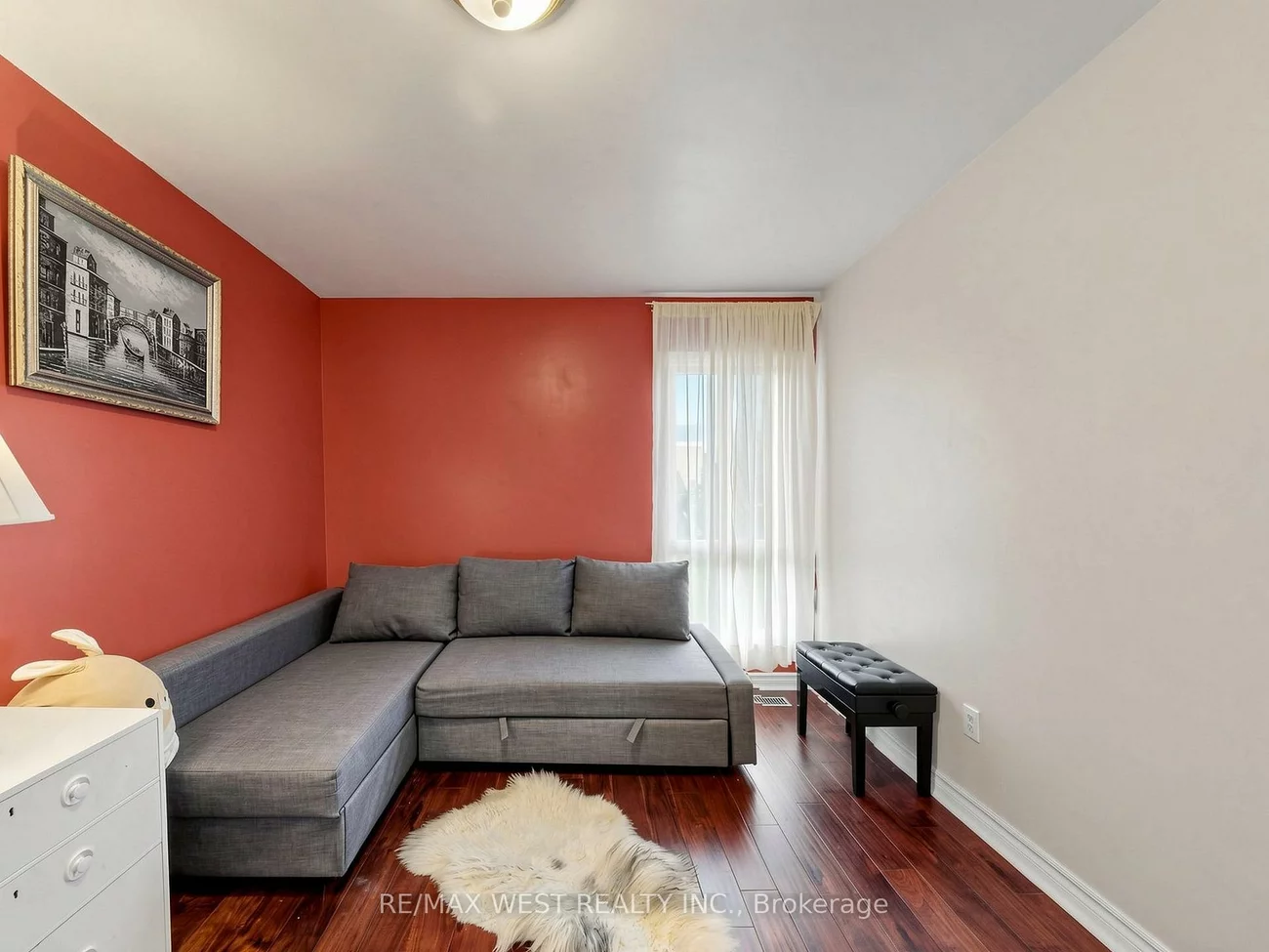 121, Poplar, Aurora Highlands, Aurora