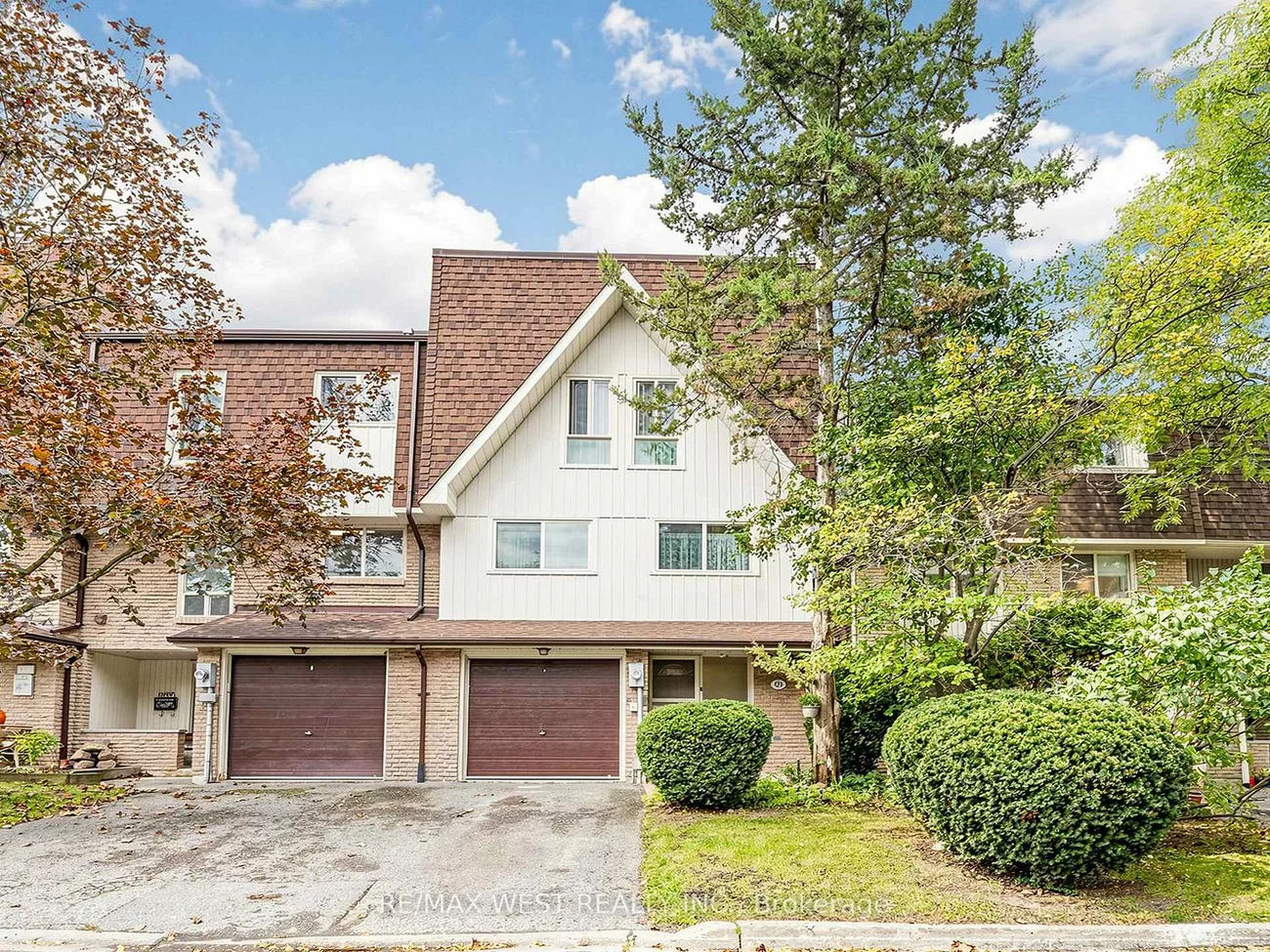 121, Poplar, Aurora Highlands, Aurora