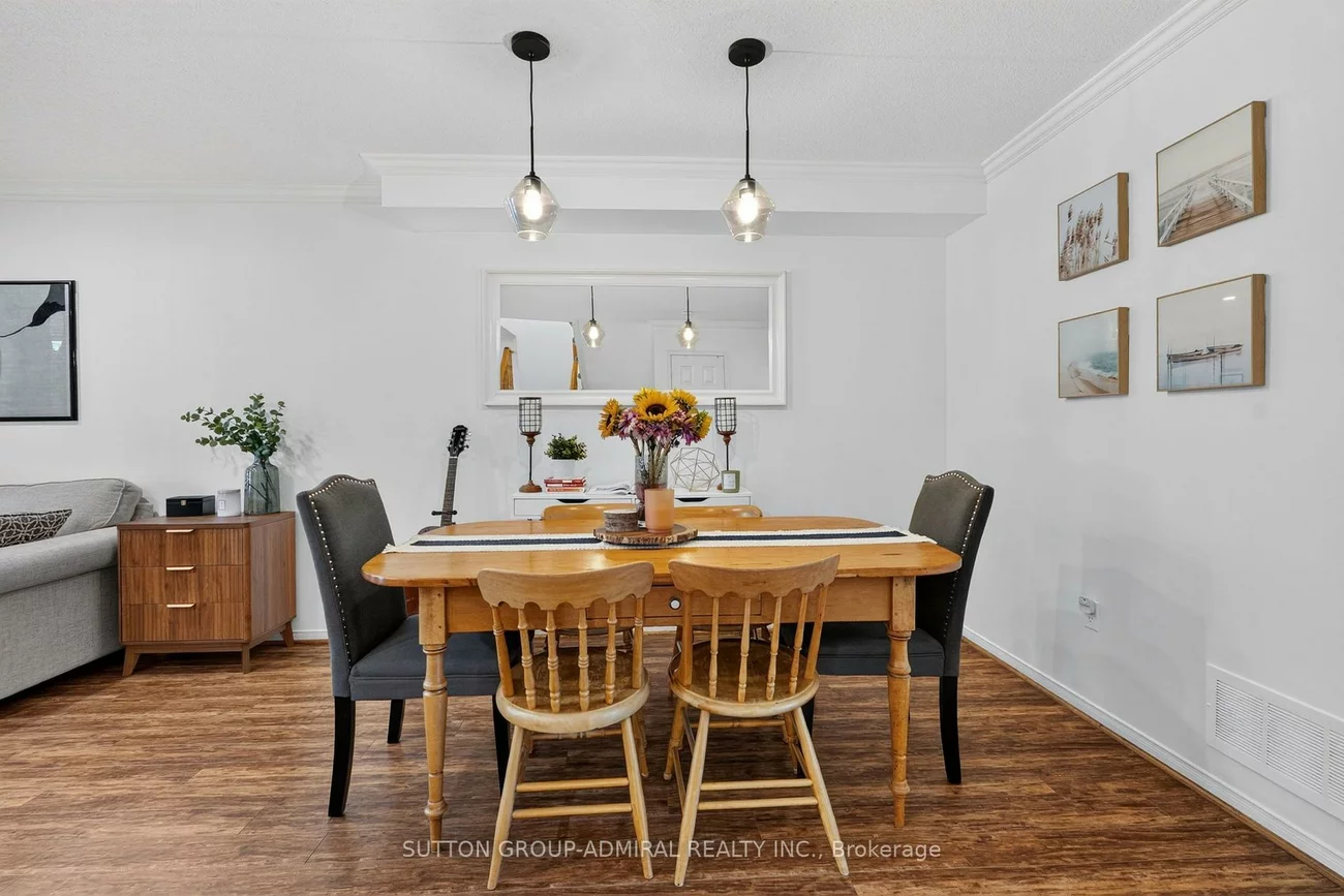 359, John West, Bayview Wellington, Aurora