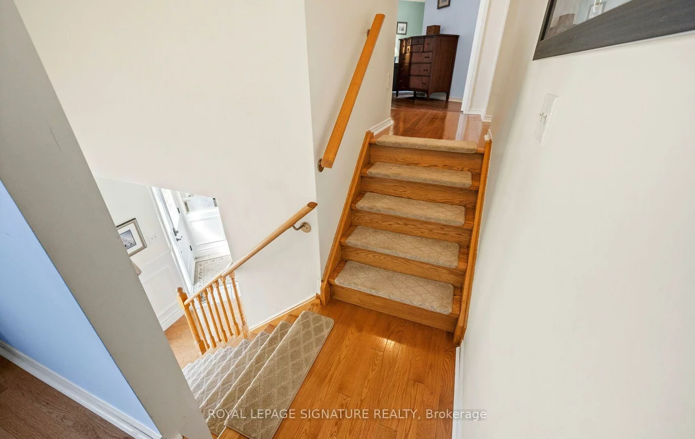 412, Butler, Aurora Village, Aurora