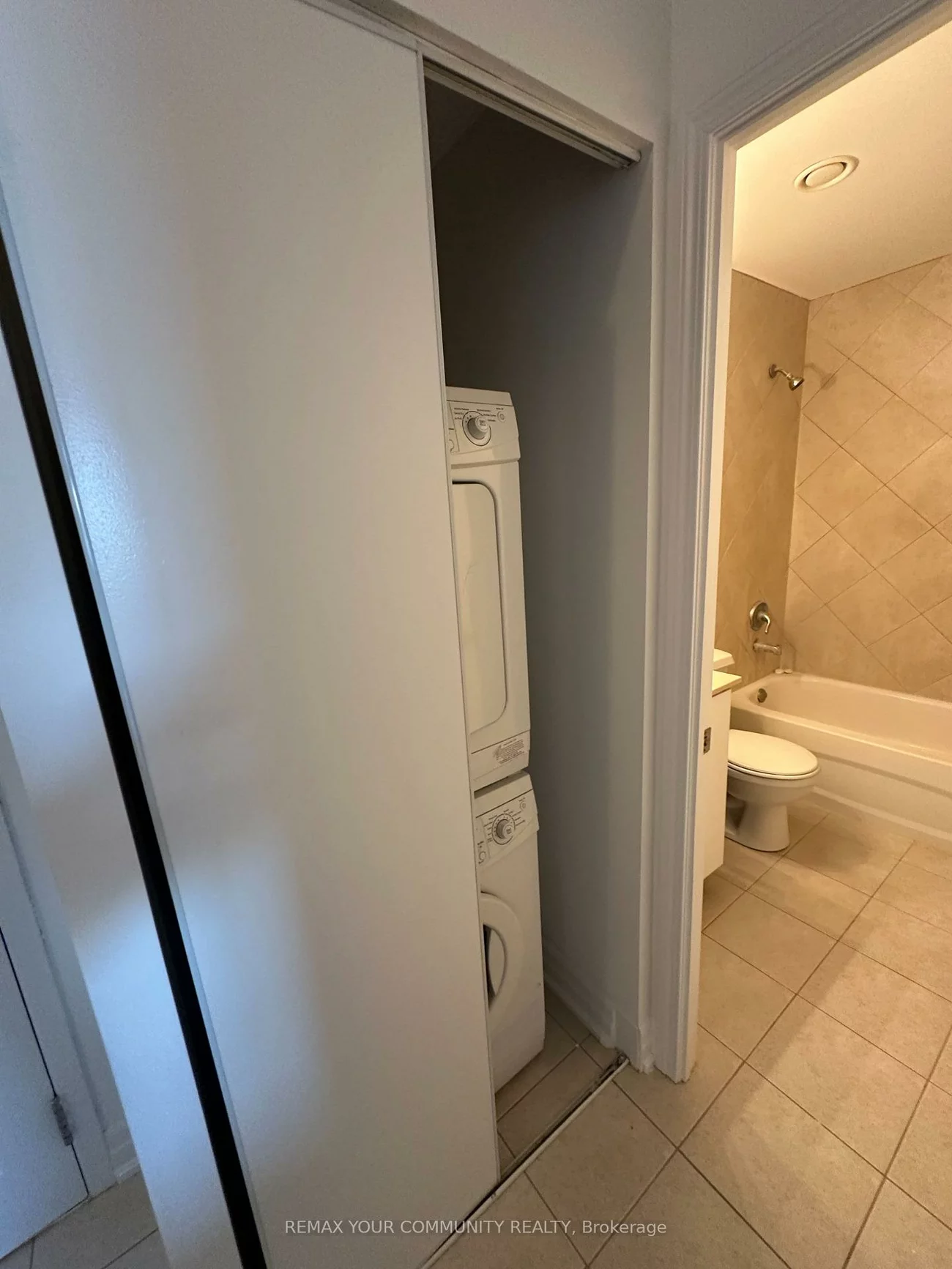 15450, Yonge, Aurora Heights, Aurora