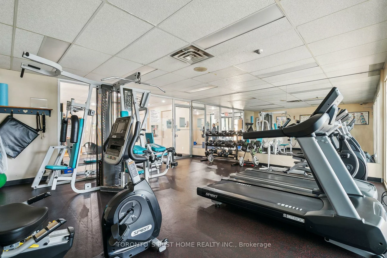 65, Ellen, City Centre, Barrie