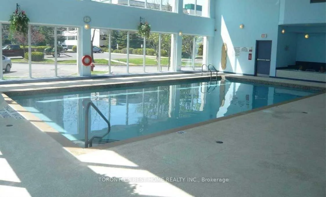 65, Ellen, City Centre, Barrie