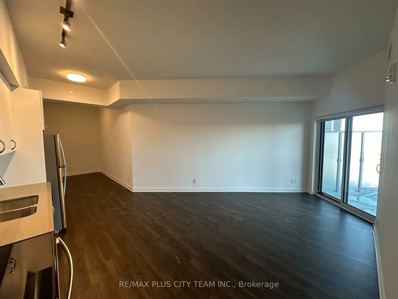 56, Lakeside, Little Lake, Barrie