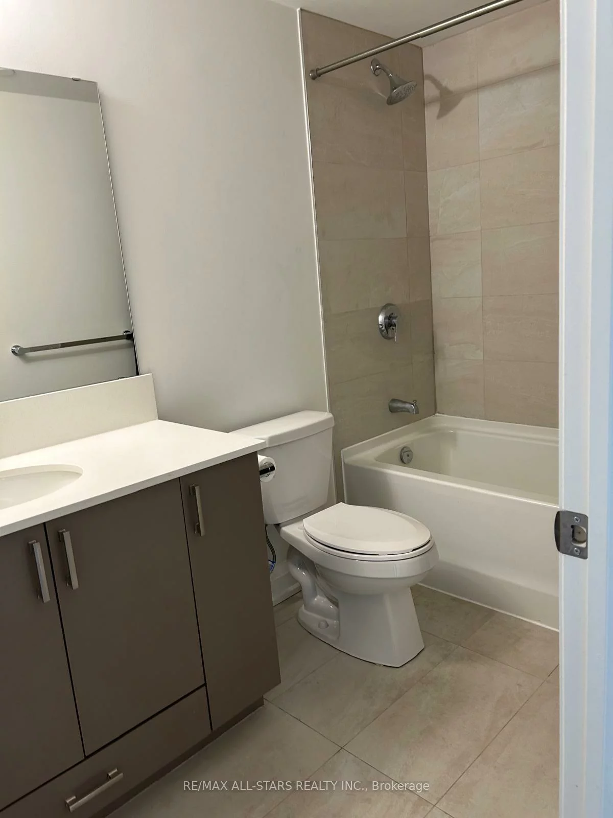 58, Lakeside, Little Lake, Barrie