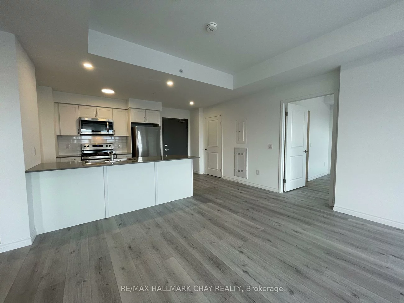 30, Hanmer, West Bayfield, Barrie
