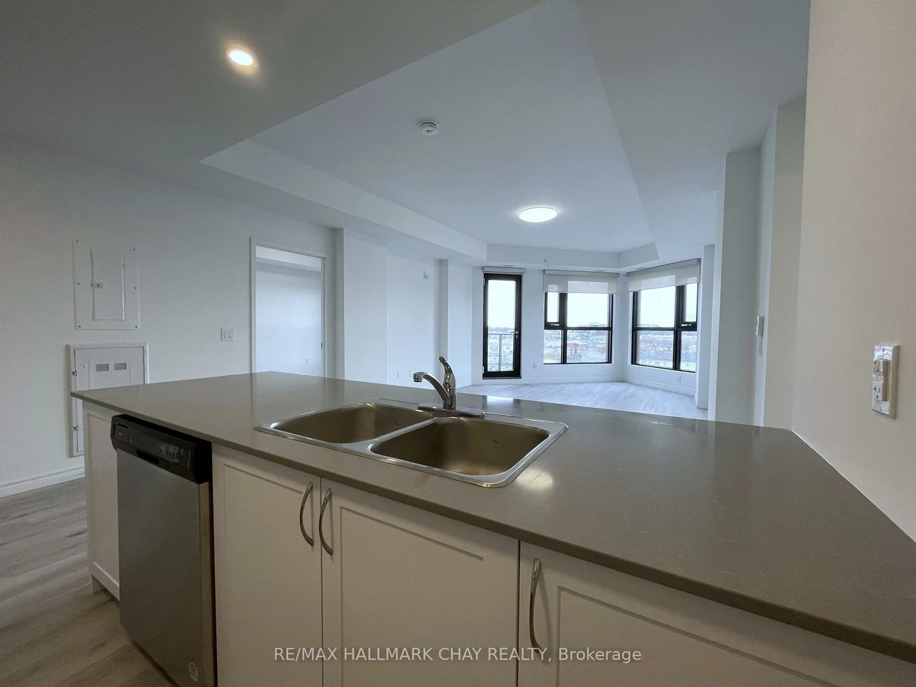 30, Hanmer, West Bayfield, Barrie