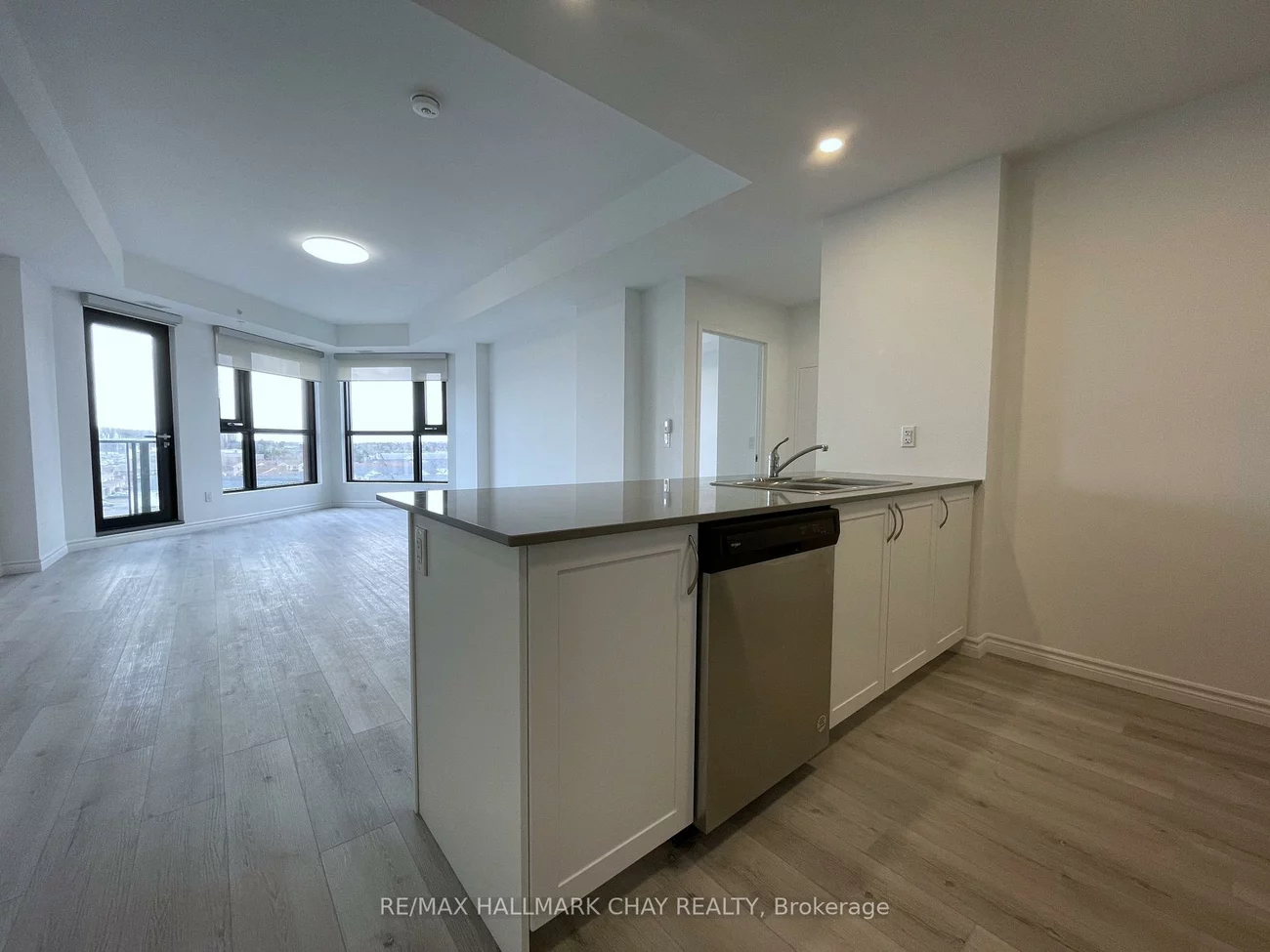 30, Hanmer, West Bayfield, Barrie