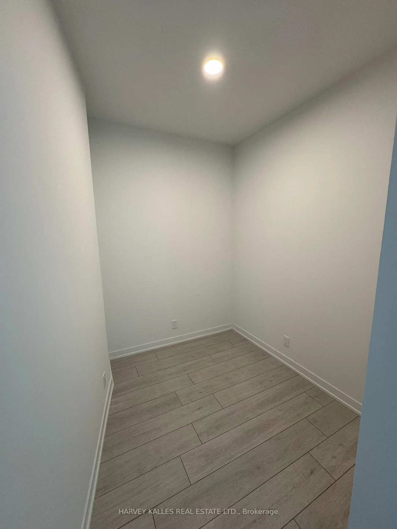 39, Mary, City Centre, Barrie