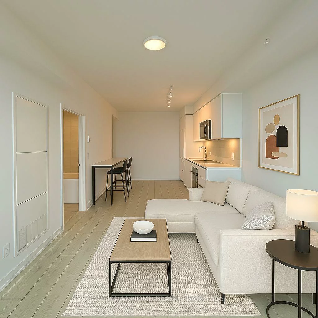39, Mary, City Centre, Barrie