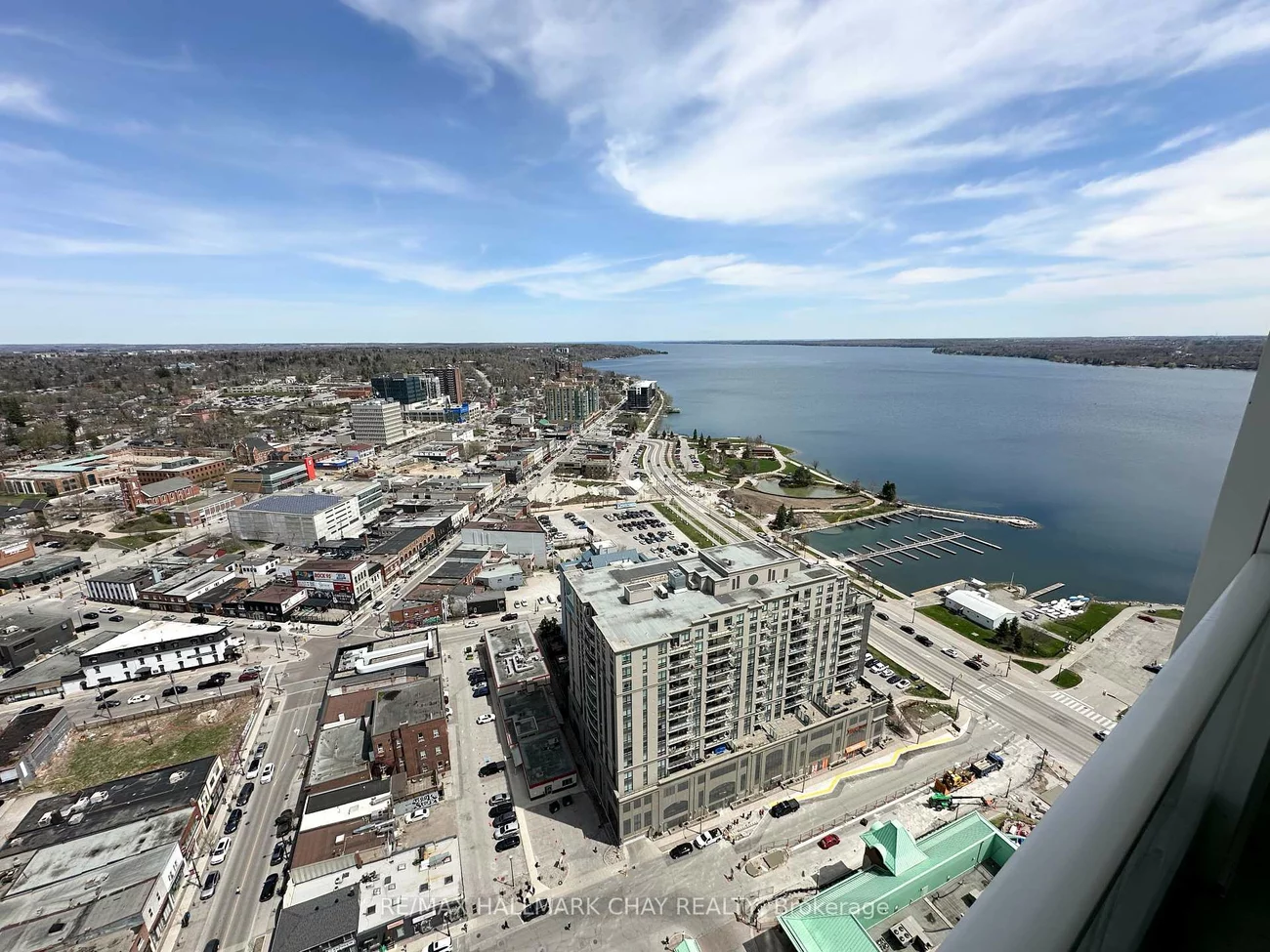 39, Mary, City Centre, Barrie
