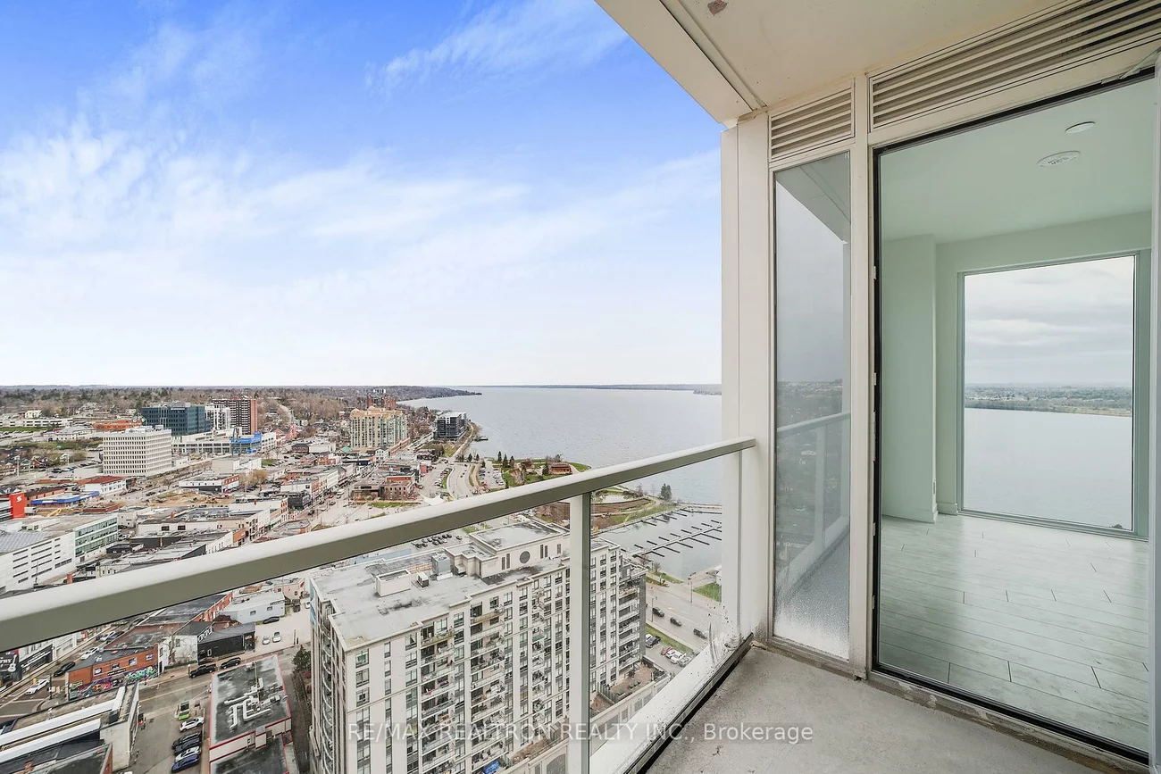 39, Mary, City Centre, Barrie