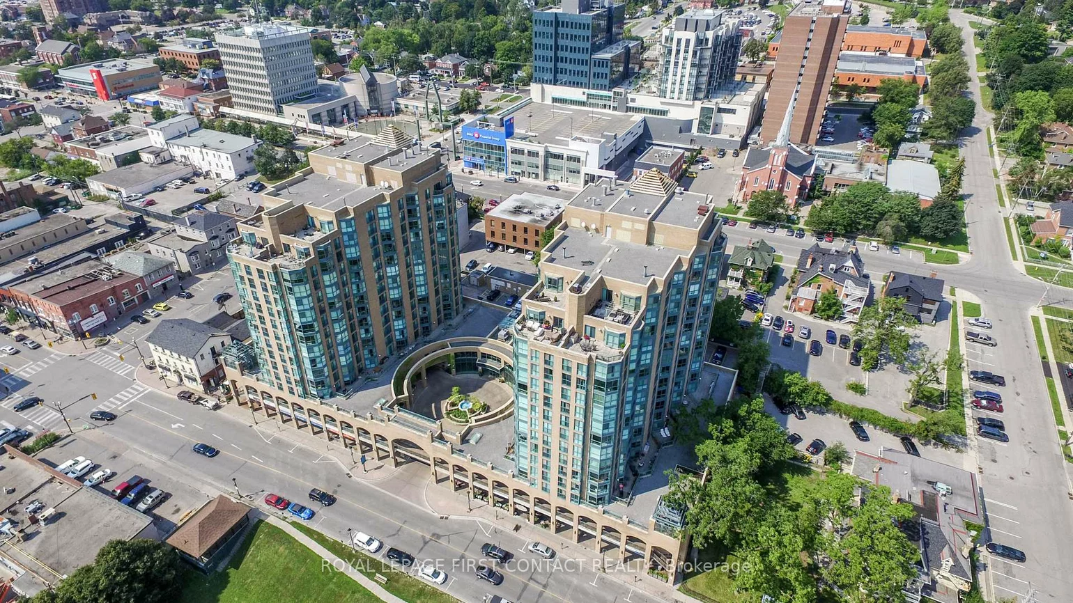 140, Dunlop, City Centre, Barrie
