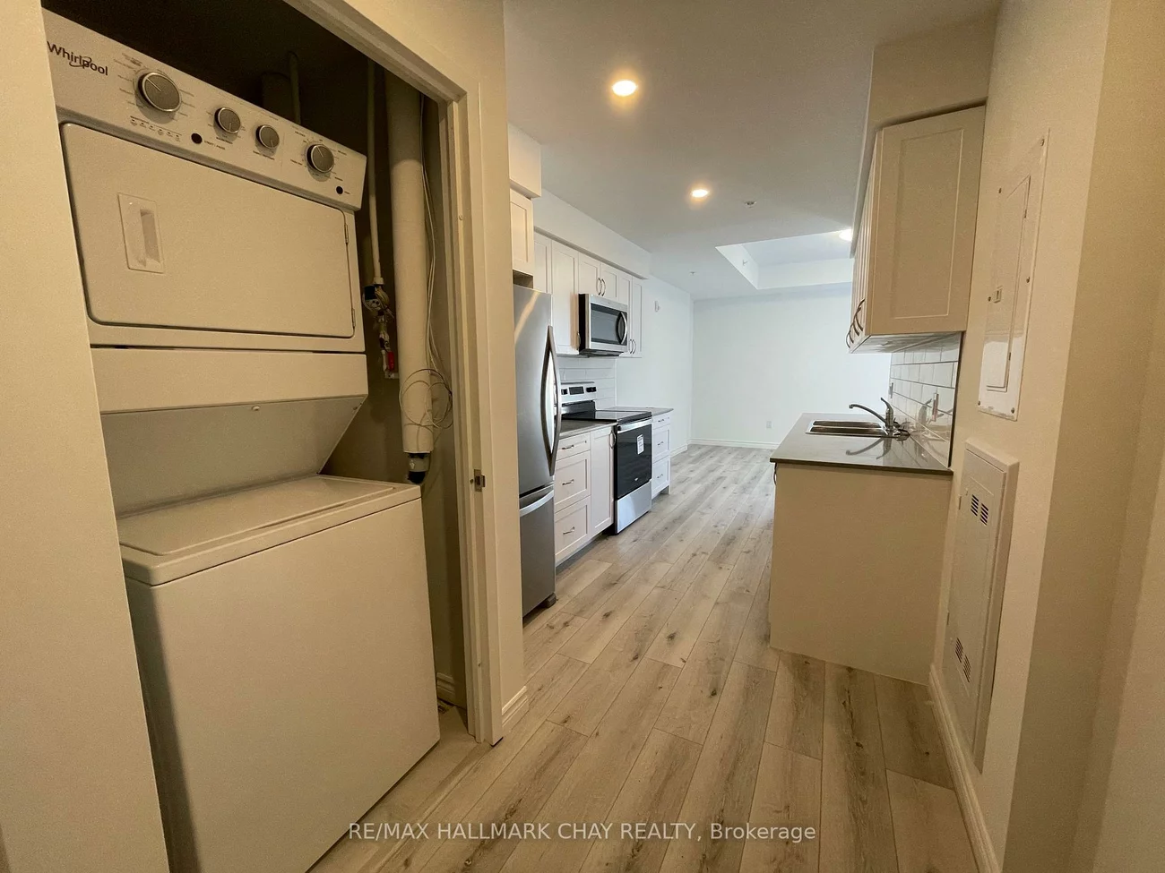 30, Hanmer, West Bayfield, Barrie