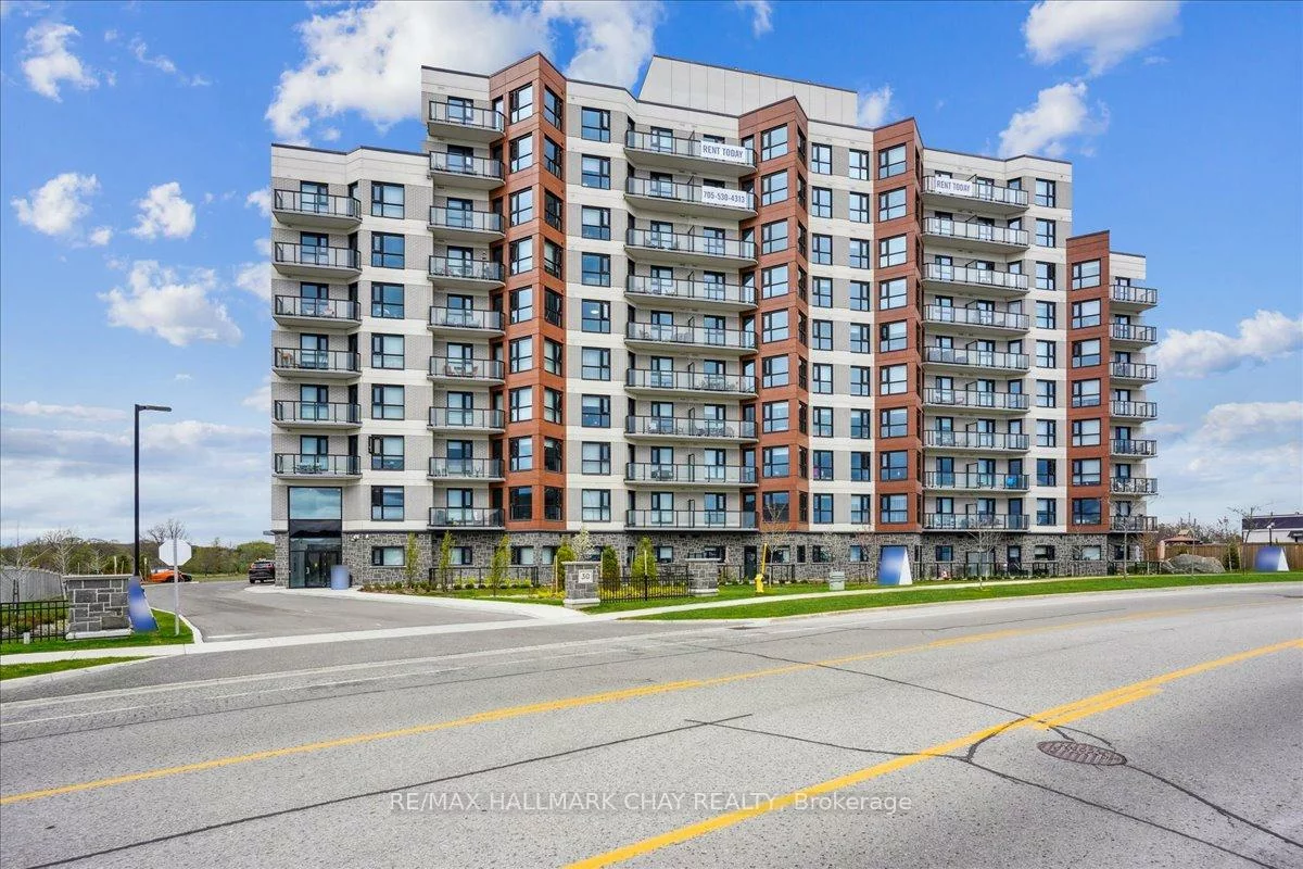 30, Hanmer, West Bayfield, Barrie