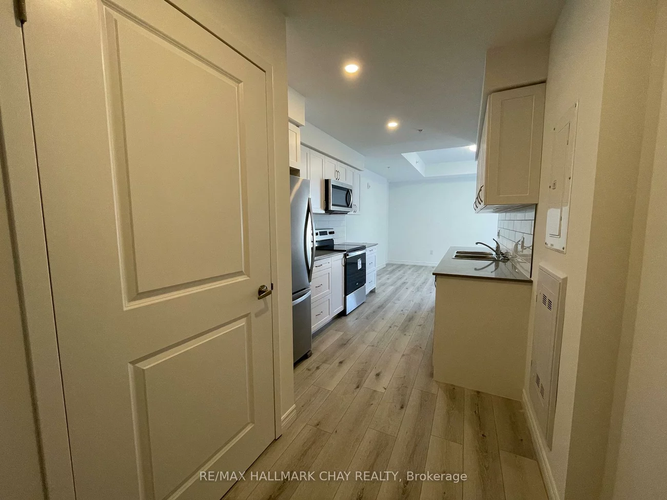 30, Hanmer, West Bayfield, Barrie