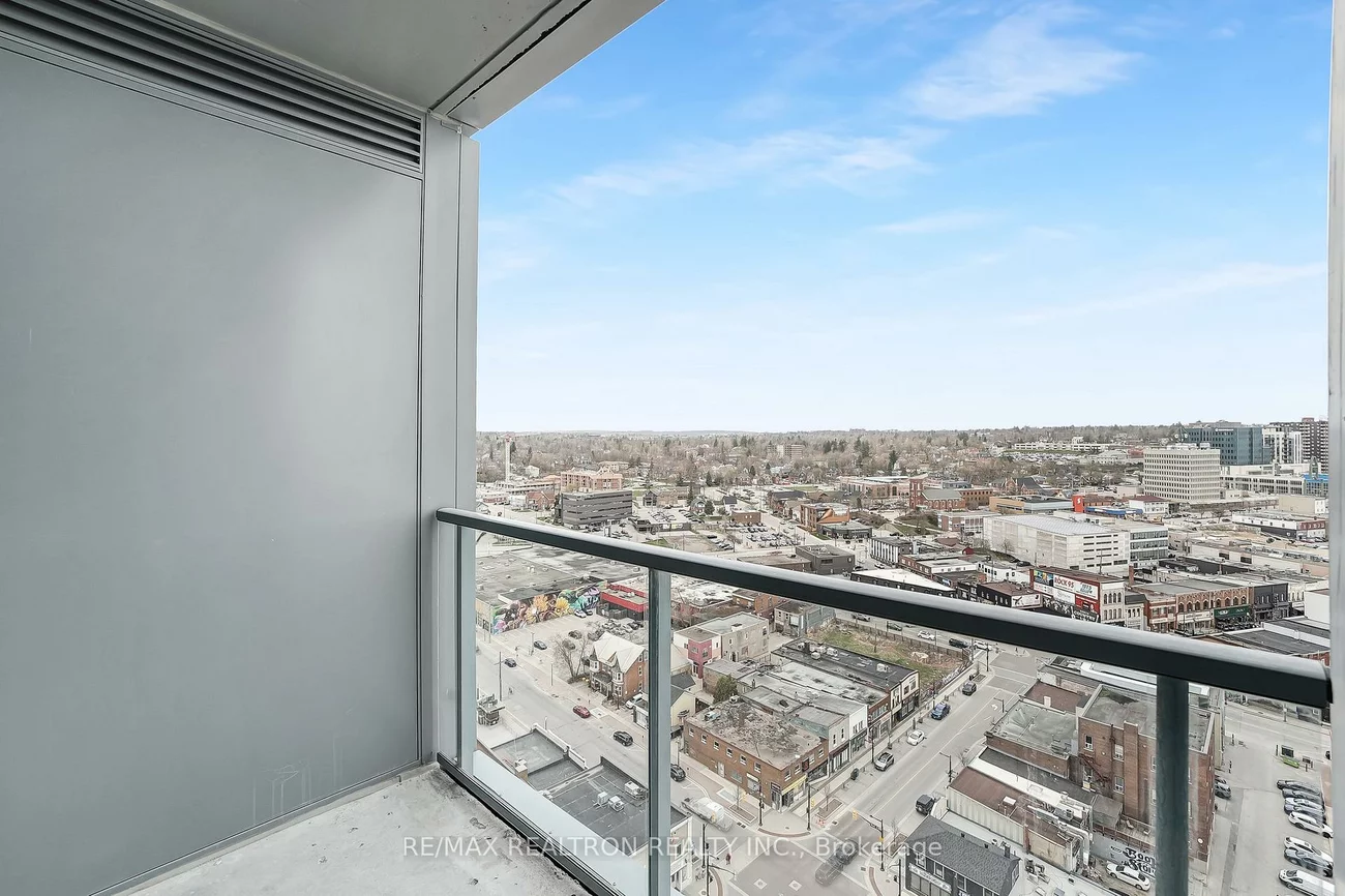 39, Mary, City Centre, Barrie