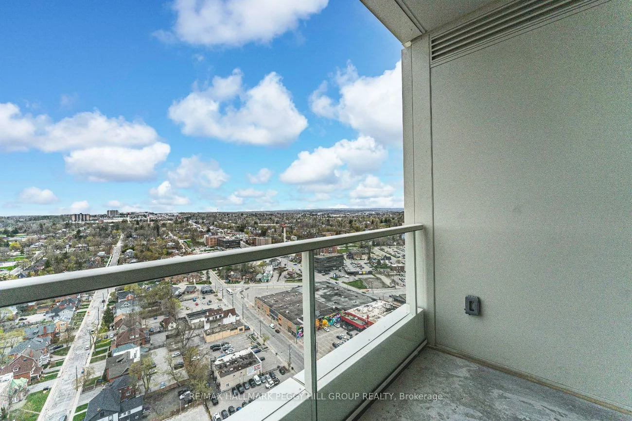 39, Mary, City Centre, Barrie