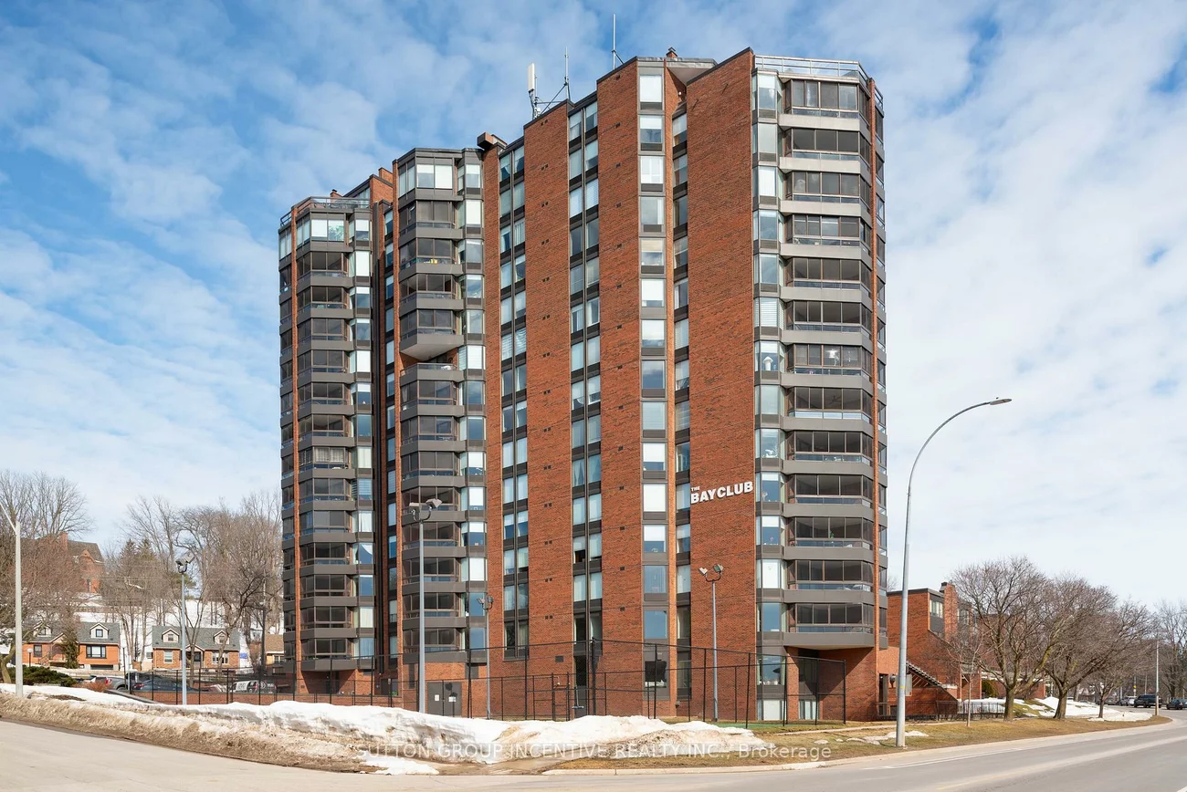 181, Collier, North Shore, Barrie