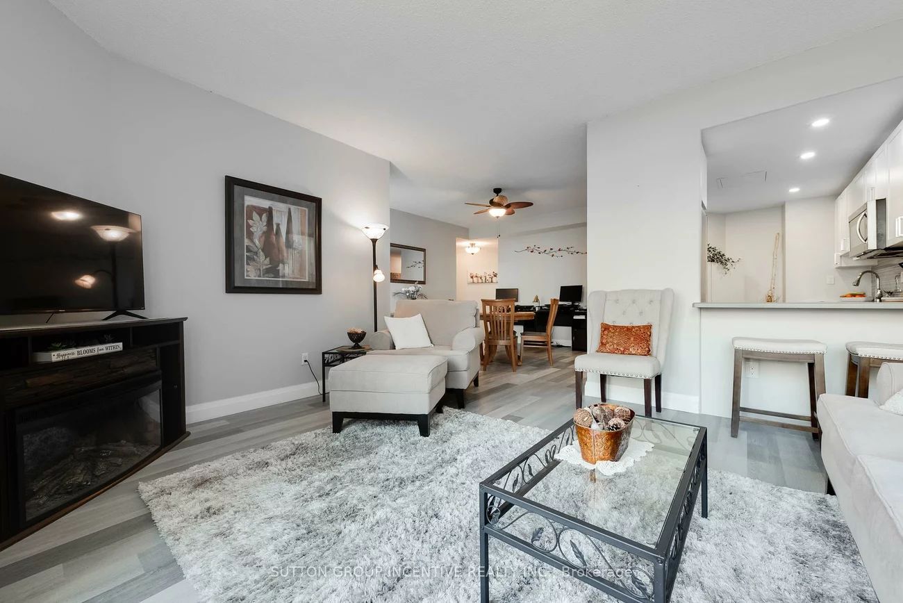 181, Collier, North Shore, Barrie